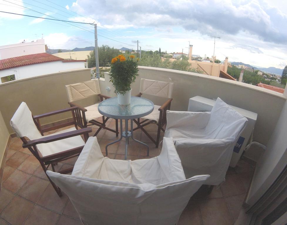 Arapakis Apartment Aegina Buitenkant foto