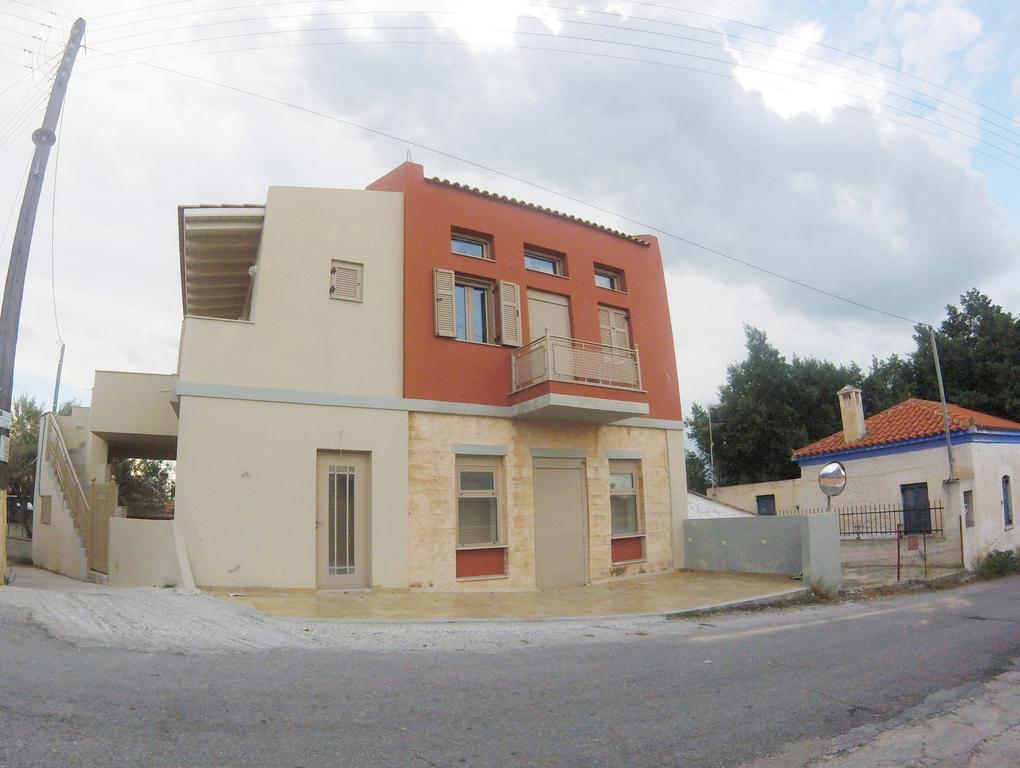 Arapakis Apartment Aegina Buitenkant foto